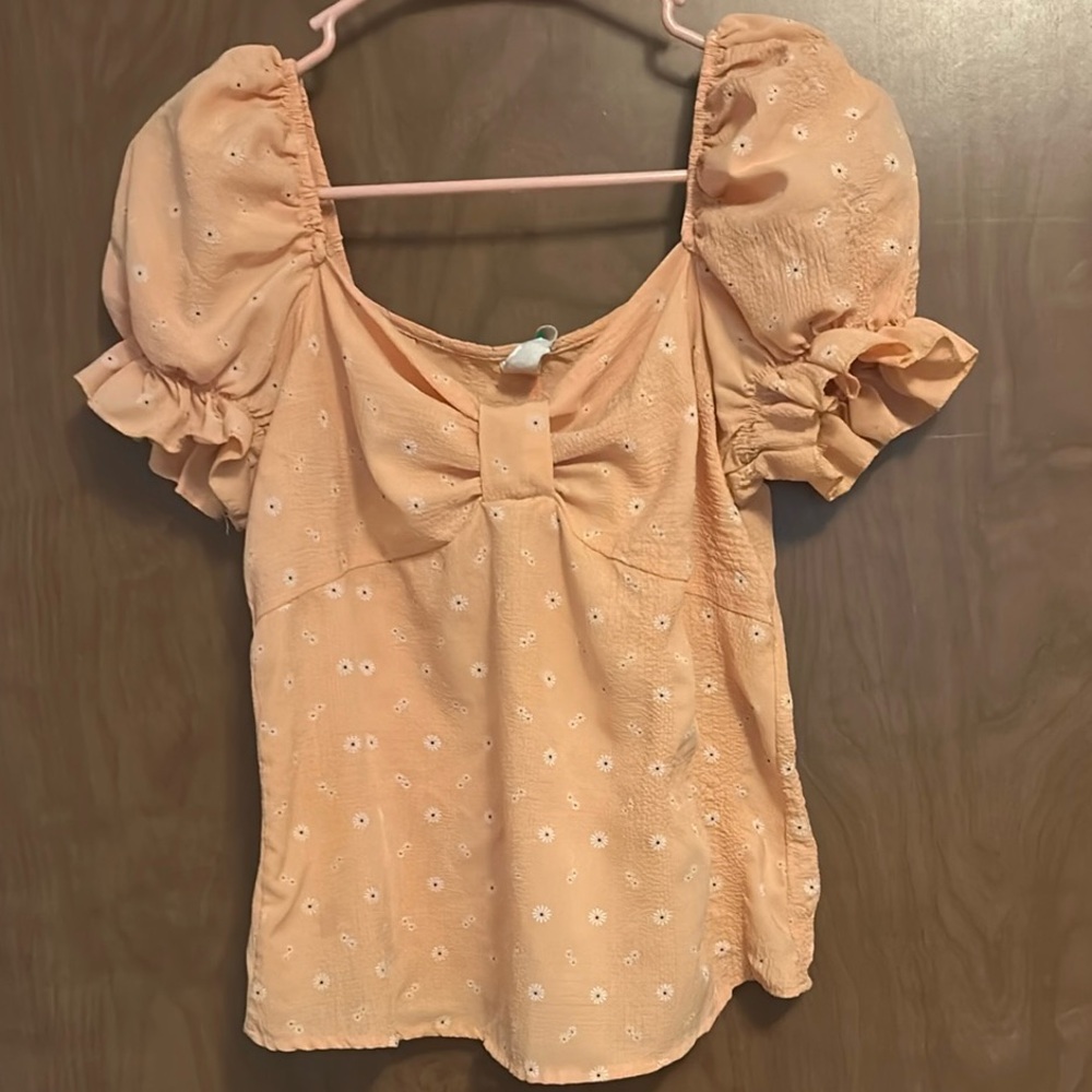 WESTMOON Peach Puff Sleeve Top
